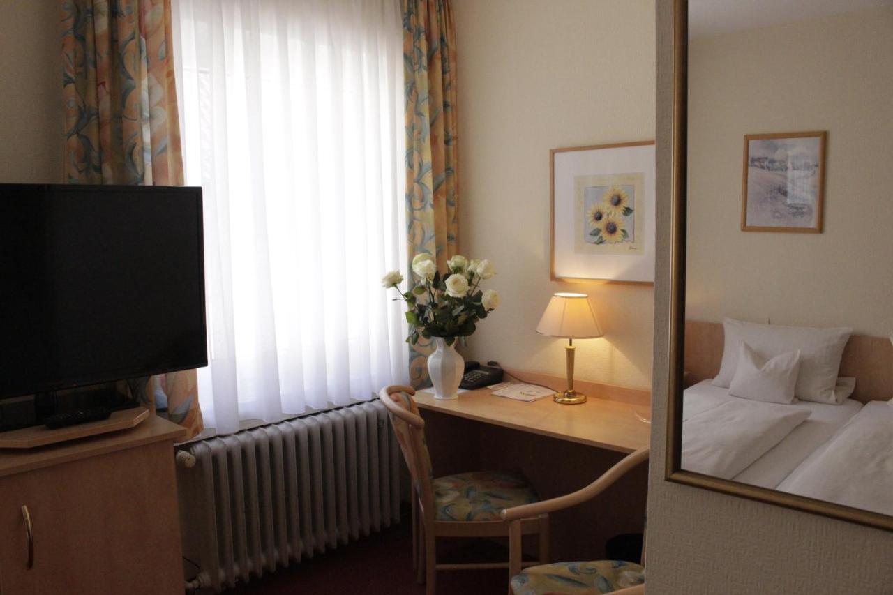 Hotel Schiff 라슈타트 외부 사진